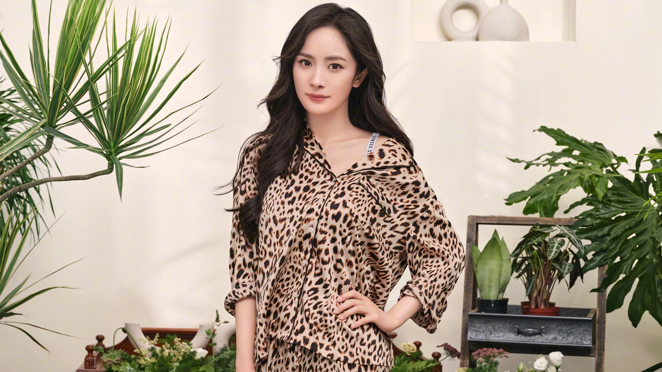 德甲战况激烈，比分2-2，比赛亮点：场上双方抢断成功率都超过70%，德甲比分竞猜攻略