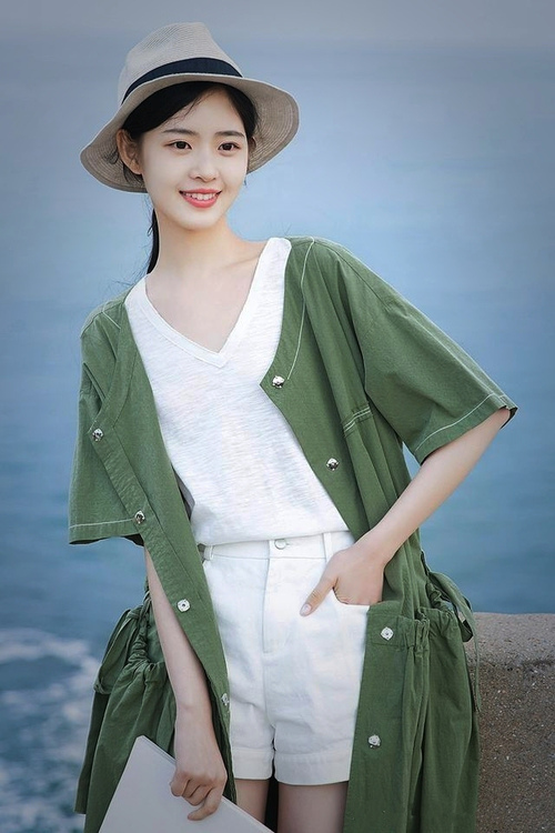 中卫持球推进能力是否成为球探评估关键,中卫球员